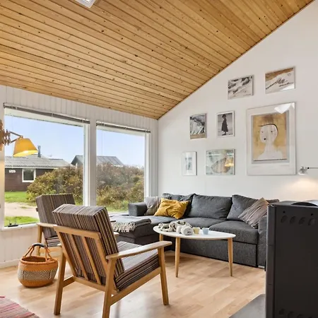 Soila - 150m From The Sea By Interhome