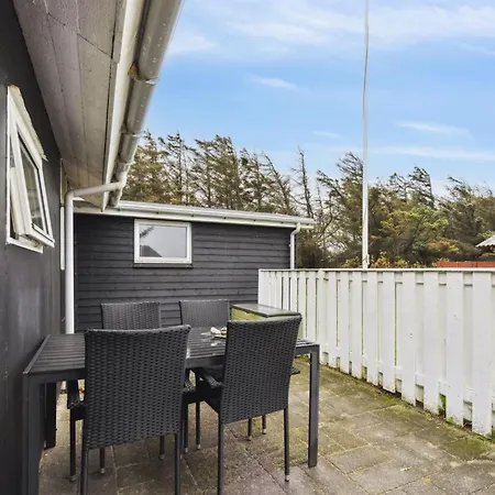 Soila - 150m From The Sea By Interhome